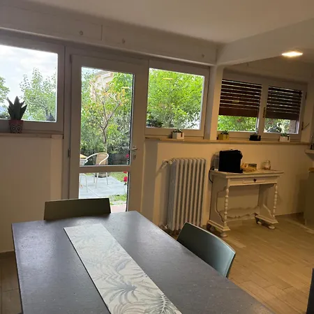 Bed & Coffee Private Parking *