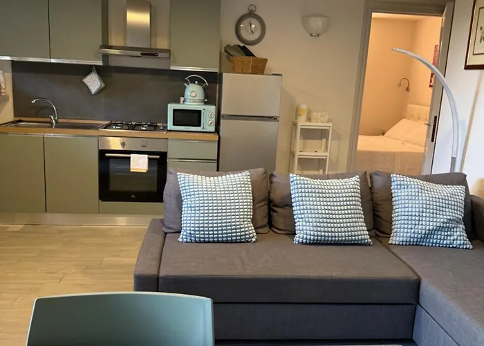 Bed & Coffee Private Parking דירה אורביאטו